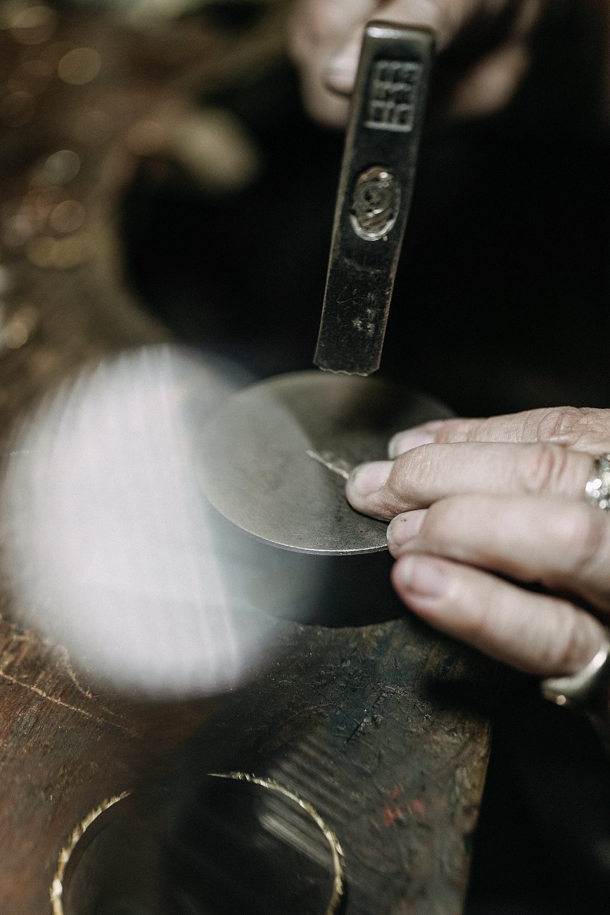 AUTENTICKÁ  PRSTEN THIN